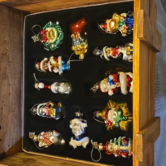 Thomas Pacconi Ornaments - Picture 6 of 10